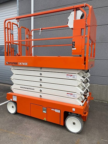 Saxlift 12m Snorkel S4740E - NY 3 of 9