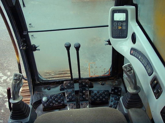 JCB JS 220 L 5 of 5