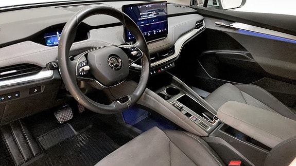 Skoda Enyaq 7 of 12