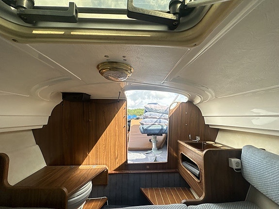 Scand 7100 Dynamic Daycruiser + VOLVO PENTA V8 271hk Duoprop 8 of 12