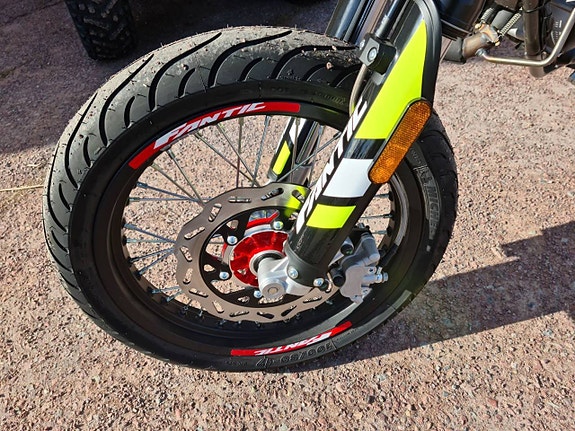 FANTIC 50XM SUPERMOTOARD CROSSMOPED 2 of 5