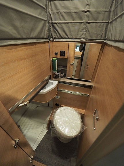 Knaus Tourer CUV Cuvision 500 MQ Mässerbjudande I AUT I 150hk I Pop-Up I 6m 17 of 19