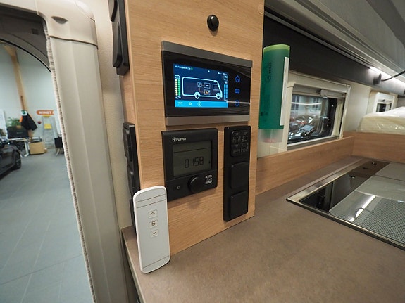 Knaus Tourer CUV Cuvision 500 MQ Mässerbjudande I AUT I 150hk I Pop-Up I 6m 15 of 19