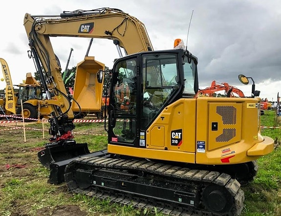 CAT 310  Next generation bandstyrning som std 3 of 4