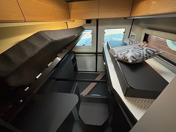 Adria Twin 640 SLB 60 YEARS 13 of 20