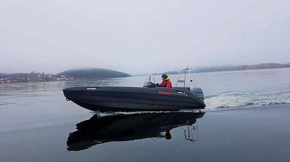 Pioner 16 Explorer  SE med smal styrpulpet - Yamaha F60 FETL 2 of 3