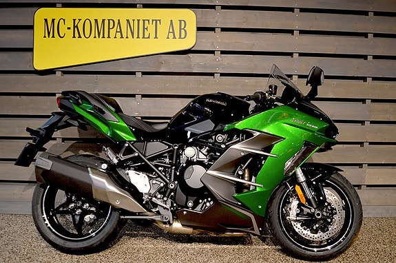 Kawasaki Ninja H2 SX SE 2 of 5