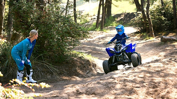 Yamaha YFM 110 R ATV  I BUTIK NU BARN ATV atv 8 of 10