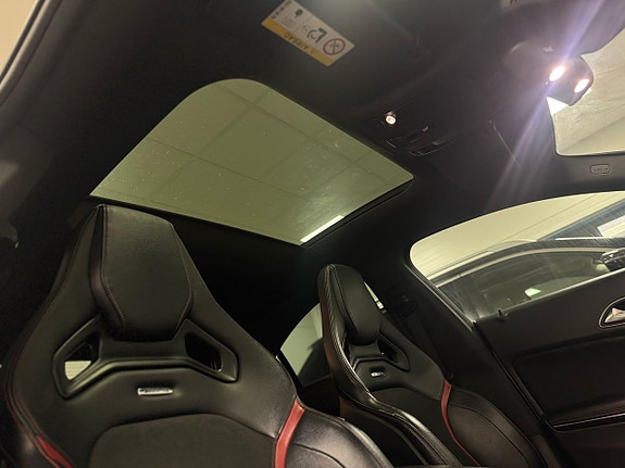 Mercedes-Benz CLA45 15 of 16