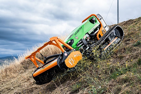 Greenclimber från Mdb. Radiostyrda redskapsbärare.