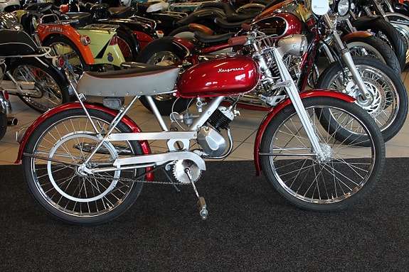 -- Husqvarna  Novalette 2 of 5