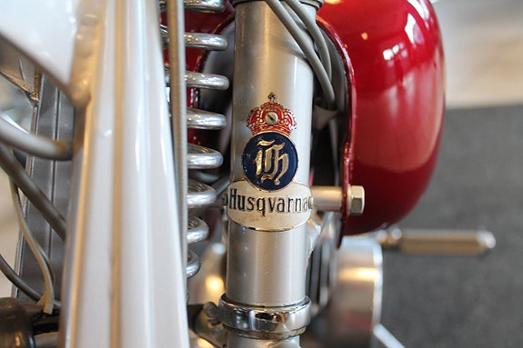 -- Husqvarna  Novalette 3 of 5