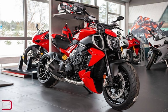 Ducati Diavel V4 *KAMPANJ* 2 of 5
