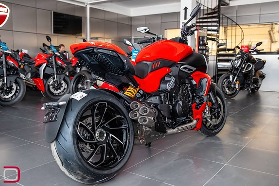 Ducati Diavel V4 *KAMPANJ* 3 of 5