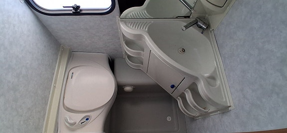 Adria Altea 502 LS Långbäddar 7 of 8