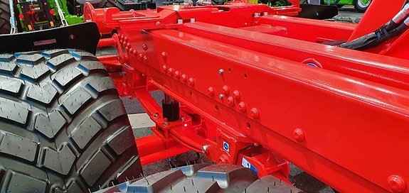 Biagb B12 5 of 7