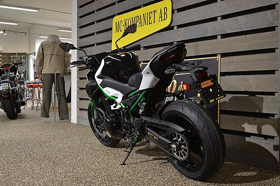 Kawasaki Z900 Nya färger 12 of 12