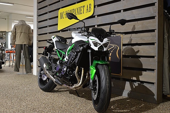 Kawasaki Z900 Nya färger 8 of 12