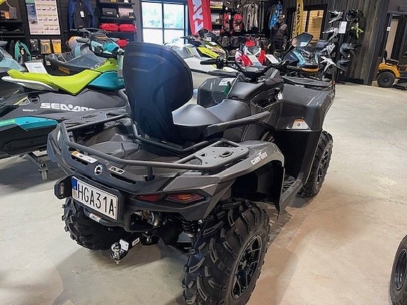 Can-Am Outlander MAX DPS T 500 T3b 2 of 5