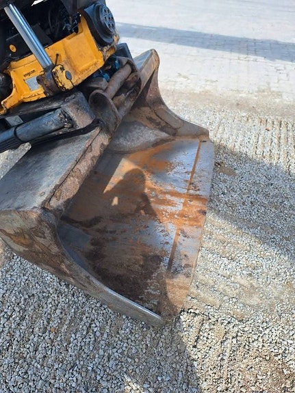 Kobelco SK 140 SR LC - 7, UTHYRES 13 of 15