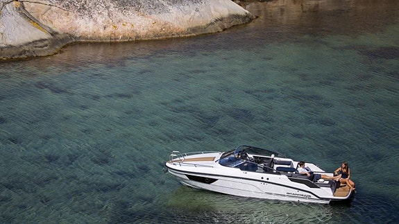 Grandezza 25 S - 2025 med MCM 6,2 L 350 V8 2 of 5