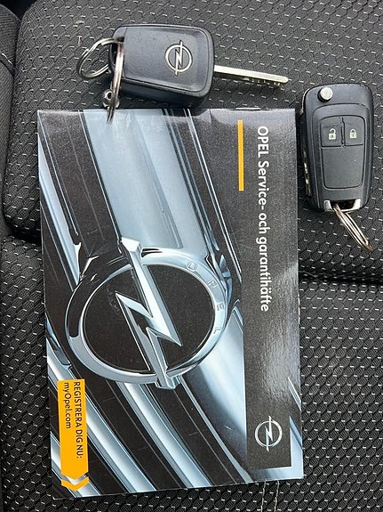 Opel Astra 12 of 24