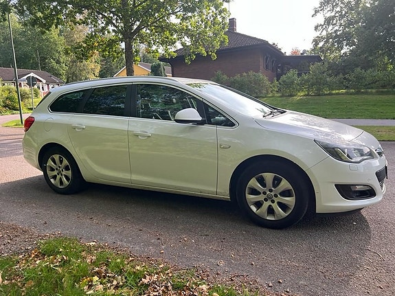 Opel Astra 4 of 5