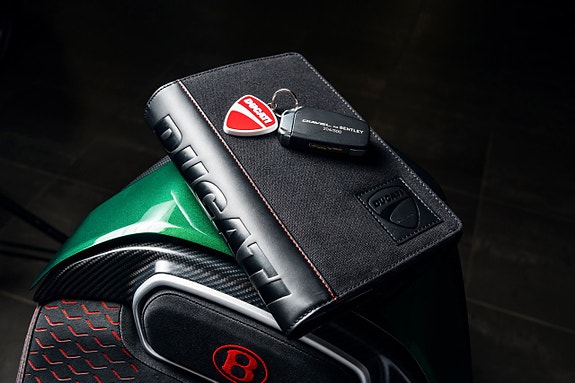 Ducati Diavel V4 for Bentley Limited Edition 204/500 17 of 19