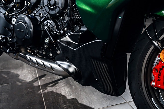Ducati Diavel V4 for Bentley Limited Edition 204/500 15 of 19