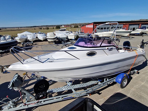Galeon 630 WA-07 Mercury F115ELPT EFI-07 7 of 11
