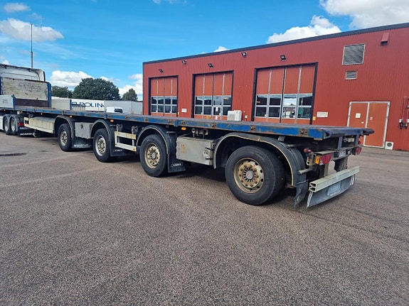 Närko raktrailer 17500