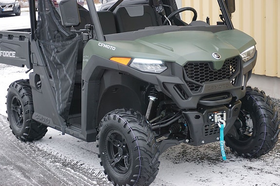 CFMOTO UFORCE 600 4X4 Servo Traktor A el B reggad 7 of 28