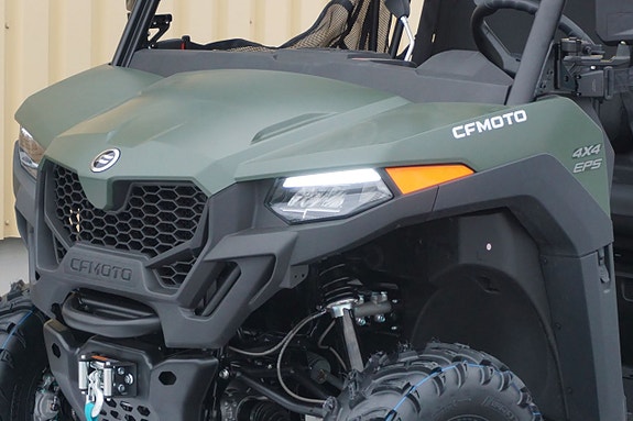 CFMOTO UFORCE 600 4X4 Servo Traktor A el B reggad 3 of 28