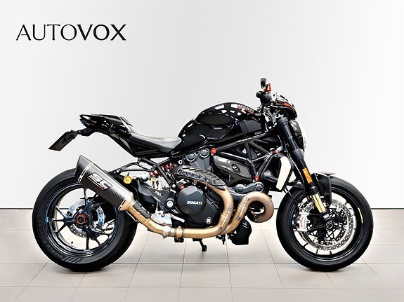 Ducati Monster 1200R Välutr. med kolfiber och SC-Project 3 of 5