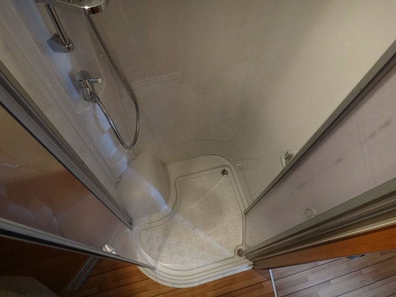 Knaus 700 "Queensbed " Alde " Taksäng" 7 of 26
