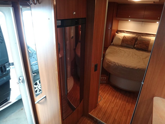 Knaus 700 "Queensbed " Alde " Taksäng" 12 of 26