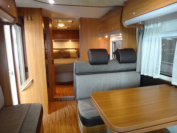 Knaus 700 "Queensbed " Alde " Taksäng" 3 of 26