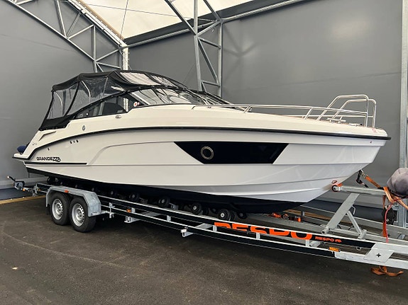 Grandezza 25s / 6.2 Mercruiser 350 hk 2019 i Toppskick! 4 of 12