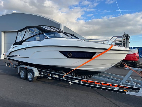 Grandezza 25s / 6.2 Mercruiser 350 hk 2019 i Toppskick! 2 of 12