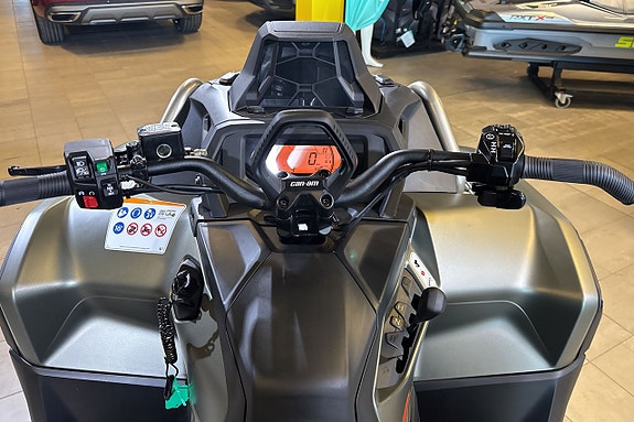 Can-Am Outlander X MR 1000R 101hk 2026 9 of 11