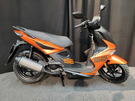 Kymco Super 8R 50i | Svart/Orange 2 of 8