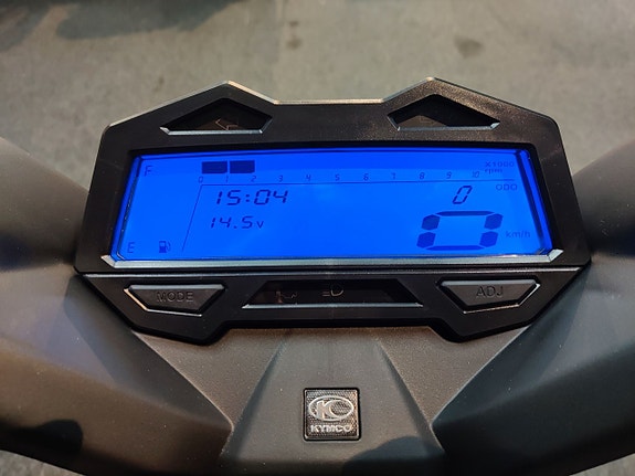 Kymco Super 8R 50i | Svart/Orange 8 of 8