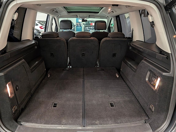 Volkswagen Sharan 7 of 23