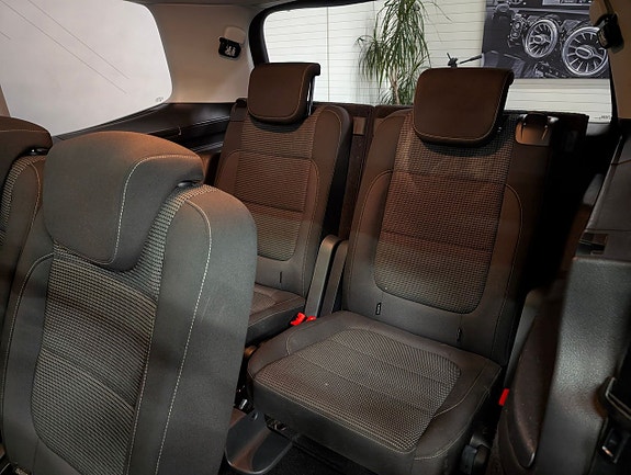 Volkswagen Sharan 12 of 23