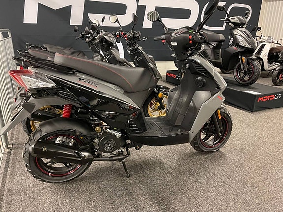 MOTO CR T-Rex 4 of 5