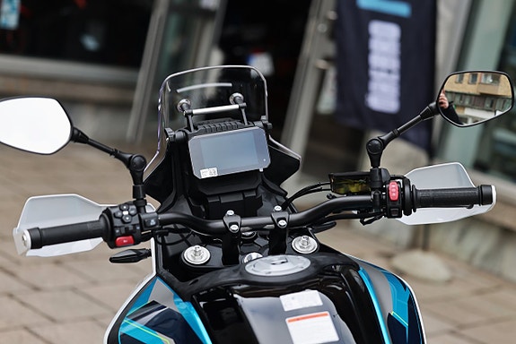 CFMOTO 450 MT | Zephyr Blue | i lager för omgående lev. 11 of 13