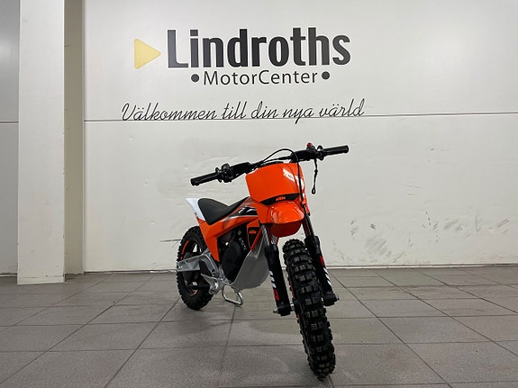 KTM SX E-2 6 of 7