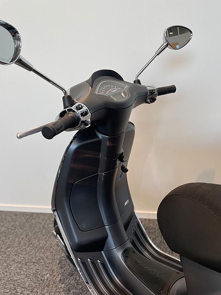 Vespa Sprint 50 S 9 of 9