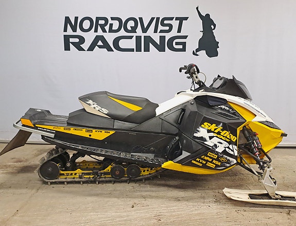 Ski-Doo MXZ 800R E-TEC  *Fri frakt