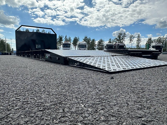 Hakarps - Maskinflak med 63mm stegar och sandwich ramp 12 of 12